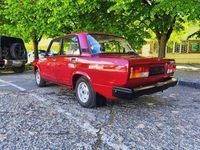 Second-hand Lada 2107 75 CP (55 kW) 1989 Roșu Berlinǎ