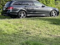 Gebraucht Mercedes E350 Avantgarde 258 PS (189 kW) 2016 Grau Kombi