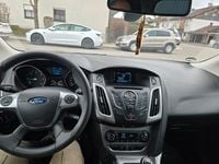 Gebraucht Ford Focus Trend 116 PS (85 kW) 2013 Grau Kombi