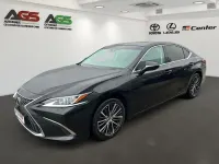 Gebraucht Lexus ES300H Business Edition 218 PS (160 kW) 2023 Graphite black Limousine