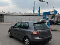 Gebraucht VW Golf V 90 PS (66 kW) 2005 Grau Kleinwagen