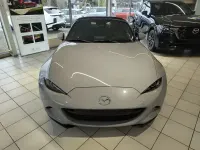 Neu Mazda MX5 Exclusive-Line 132 PS (97 kW) 2026 Grau Cabrio