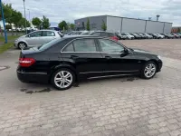 Usado Mercedes E200 Avantgarde 184 CV (135 kW) 2011 Negro Berlina
