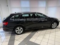 Gebraucht Skoda Superb Style 150 PS (110 kW) 2022 Schwarz Kombi