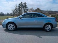 Gebraucht VW Eos 140 PS (102 kW) 2014 Blau Cabrio