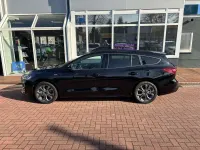 Neu Ford Focus ST-Line X 155 PS (114 kW) 2025 Agate black Kombi