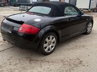Gebraucht Audi TT Roadster Basis 150 PS (110 kW) 2003 Schwarz Cabrio