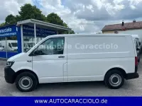 Gebraucht VW Transporter 102 PS (75 kW) 2018 Weiß Van