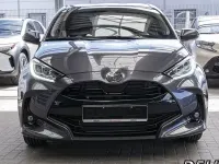Neu Toyota Yaris Hybrid 116 PS (85 kW) 2025 Grau Limousine