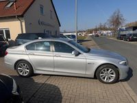 Gebraucht BMW 528 258 PS (189 kW) 2011 Silber Limousine