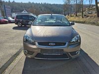 Gebraucht Ford Focus Cabriolet Titanium 145 PS (106 kW) 2007 Braun Cabrio