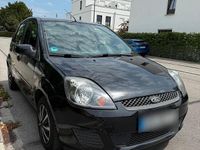 Gebraucht Ford Fiesta 95 PS (69 kW) 2008 Schwarz Kleinwagen