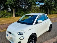 Gebraucht Fiat 500e Icon 86 kW (118 PS) 2021 Weiß Kleinwagen