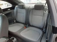 Gebraucht VW Beetle Design 105 PS (77 kW) 2012 Schwarz Kleinwagen