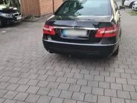Używany Mercedes E200 184 KM (135 kW) 2009 Czarny Sedan/Limuzyna