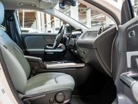 Gebraucht Mercedes GLA180 Advanced 136 PS (100 kW) 2023 Weiss / polarweiß SUV