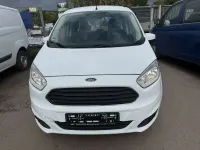 Gebraucht Ford Tourneo Courier Trend 101 PS (74 kW) 2015 Frostweiß Van / Kleinbus