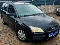 Używany Ford Focus 101 KM (74 kW) 2005 Czarny Sedan/Limuzyna