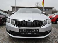 gebraucht Skoda Octavia Lim. Ambition/TEMPOMAT/KLIMA/START-STOPP