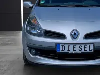 Gebraucht Renault Clio 86 PS (63 kW) 2007 Silber Kleinwagen