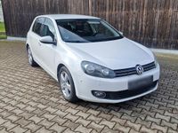 Gebraucht VW Golf VI Team 122 PS (89 kW) 2011 Weiß Kleinwagen