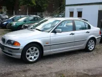 Gebraucht BMW 318 118 PS (86 kW) 1999 Silber Limousine