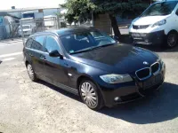 Gebraucht BMW 318 143 PS (105 kW) 2010 Schwarz Kombi
