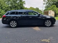 Gebraucht Opel Insignia 140 PS (102 kW) 2012 Schwarz Limousine