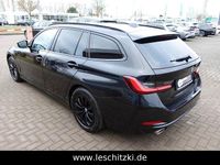 Gebraucht BMW 320 184 PS (135 kW) 2022 Schwarz Kombi