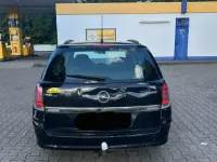 Gebraucht Opel Astra 101 PS (74 kW) 2005 Schwarz Kombi