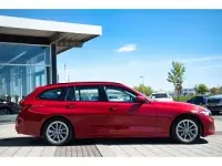 Gebraucht BMW 318 150 PS (110 kW) 2023 Rot Kombi