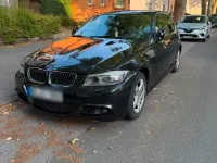 Gebraucht BMW 318 143 PS (105 kW) 2011 Schwarz Limousine