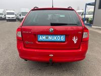 Gebraucht Skoda Octavia Elegance 105 PS (77 kW) 2012 Rot Kombi