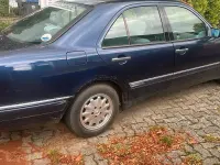 Gebraucht Mercedes E240 177 PS (130 kW) 1997 Limousine