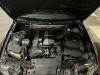 Gebraucht BMW 325 Sport Line 192 PS (141 kW) 2003 Schwarz Limousine