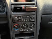 Usata Opel Astra 101 CV (74 kW) 2000 Argento Berlina