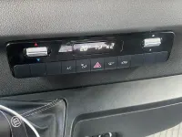 Używany Mercedes Sprinter 143 KM (105 kW) 2018 Biały Van