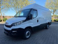 Gebraucht Iveco Daily 126 PS (92 kW) 2016 Weiß Van / Kleinbus