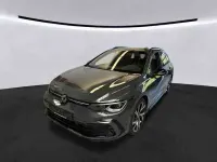 Gebraucht VW Golf VIII R-line 150 PS (110 kW) 2024 Delfingrau metallic Kombi