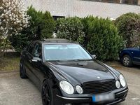 Second-hand Mercedes E240 177 CP (130 kW) 2005 Negru Berlinǎ