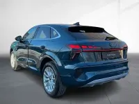 Neu Audi Q3 Sportback Ambiente 150 PS (110 kW) 2026 Blau SUV