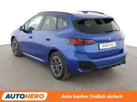 Gebraucht BMW 230e Active Tourer M Sport 326 PS (239 kW) 2023 Portimao blau Van / Kleinbus