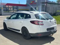 Usata Renault Mégane GrandTour Expression 106 CV (77 kW) 2011 Bianco Station wagon