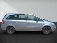 Gebraucht Opel Zafira 140 PS (102 kW) 2010 Silber Van / Kleinbus