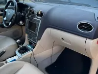 Gebraucht Ford Focus Cabriolet 137 PS (100 kW) 2008 Braun Cabrio