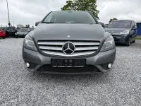 Gebraucht Mercedes B180 109 PS (80 kW) 2013 Grau Kleinwagen