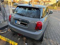 Gebraucht Mini Cooper Chili 136 PS (100 kW) 2019 Grau Kleinwagen