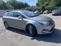 Gebraucht Toyota Avensis Basis 124 PS (91 kW) 2012 Silber Kombi