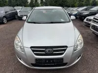Gebraucht Kia Ceed LX 109 PS (80 kW) 2007 Silber Kleinwagen