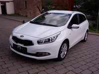 Gebraucht Kia Ceed 128 PS (94 kW) 2015 Weiß Kleinwagen